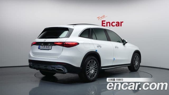 Mercedes-Benz GLC-Class 2024 — Şəkil 1/20