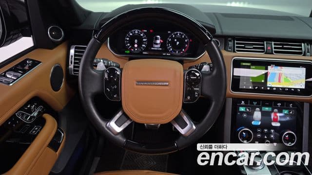 Land Rover Range Rover 2021 — ფოტო 13/20
