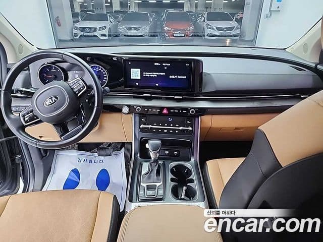 Kia Carnival 2020 — Фото 10/18