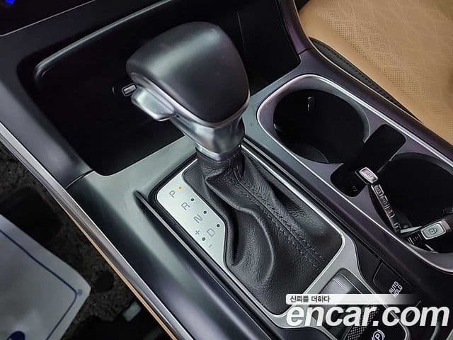 Kia Carnival 2020 — Фото 6/18