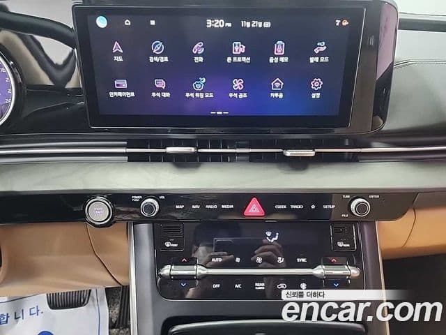 Kia Carnival 2020 — Фото 8/18