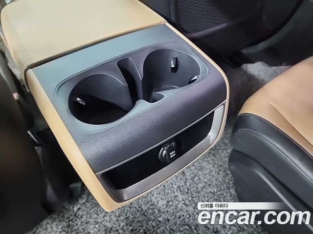 Kia Carnival 2020 — Фото 13/18