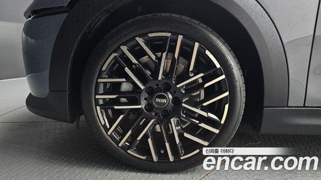Mini Cooper S Convertible 2025 — ფოტო 16/20