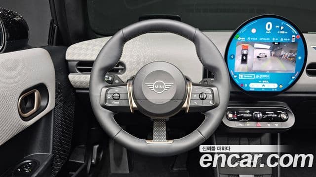 Mini Cooper S Convertible 2025 — ფოტო 8/20