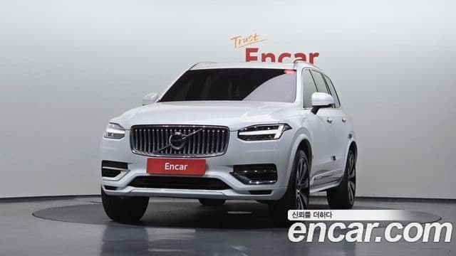 Volvo XC90 2022 — ფოტო 3/20