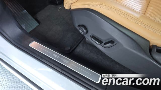 Volvo XC90 2022 — Photo 29/33