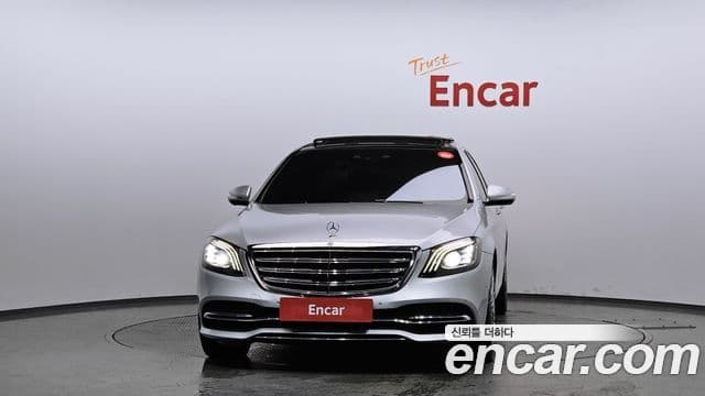Mercedes-Benz S-Class 2018 — ფოტო 16/20