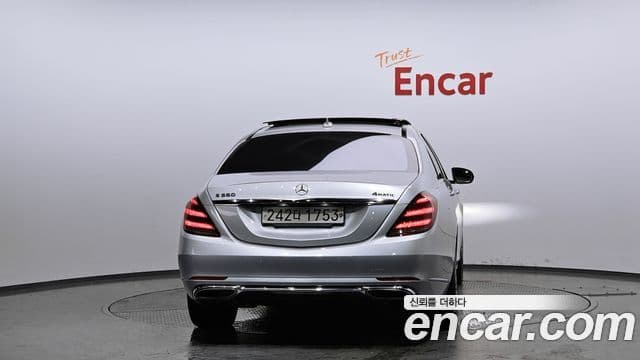 Mercedes-Benz S-Class 2018 — ფოტო 9/20