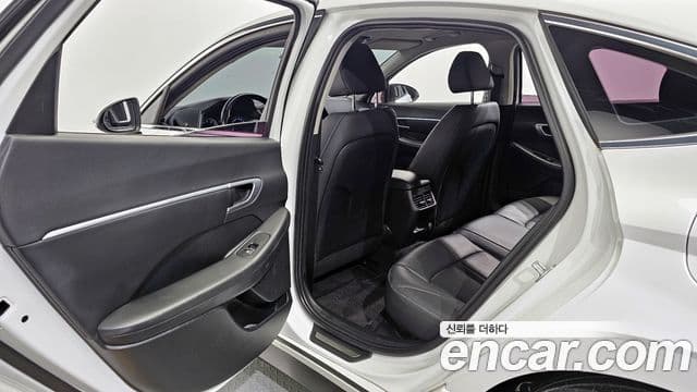 Hyundai Sonata Hybrid 2020 — Şəkil 18/20