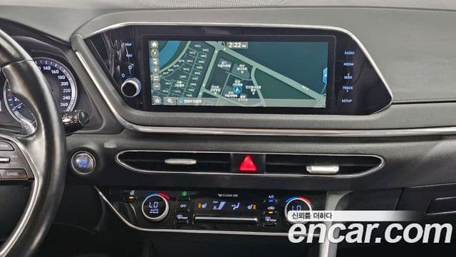 Hyundai Sonata Hybrid 2020 — Şəkil 12/20
