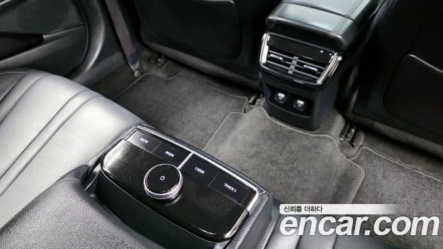 Kia K8 2021 — ფოტო 19/20