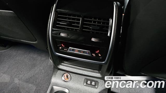 BMW X7 2025 — Şəkil 24/36