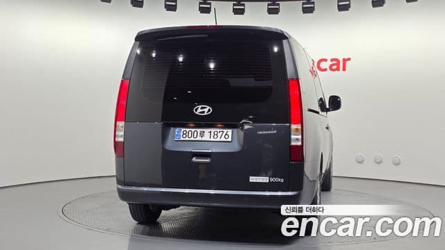 Hyundai Staria 2024 — ფოტო 4/20