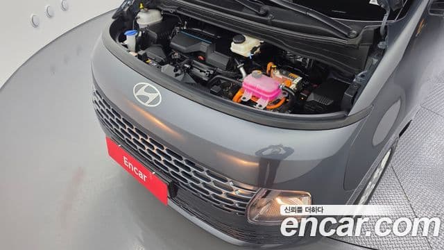 Hyundai Staria 2024 — ფოტო 6/20