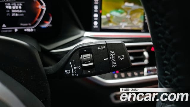 BMW X7 2021 — ფოტო 9/34