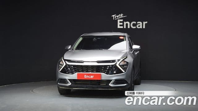 Kia Sportage 2023 — ფოტო 3/20