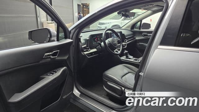 Kia Sportage 2023 — ფოტო 10/20