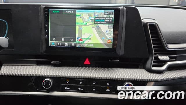 Kia Sportage 2023 — ფოტო 19/20