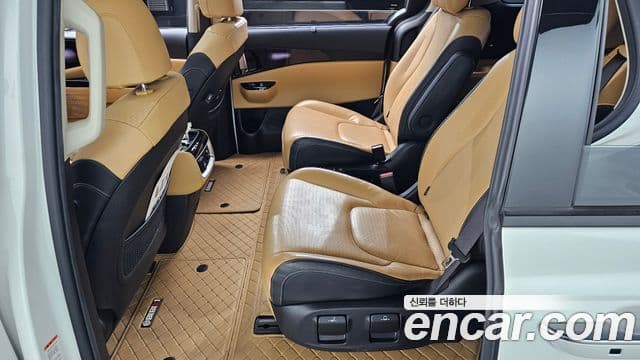Kia Carnival 2020 — Şəkil 11/20
