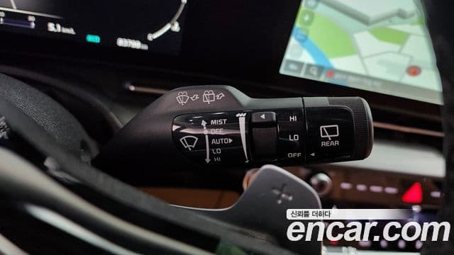 Kia Carnival 2022 — ფოტო 16/20