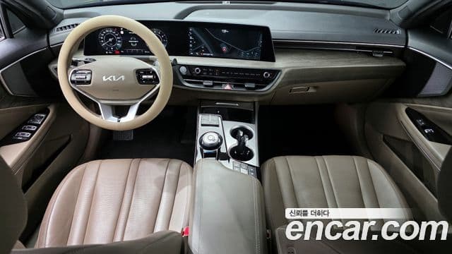 Kia K8 2023 — ფოტო 7/20