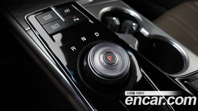 Kia K8 2023 — ფოტო 9/20