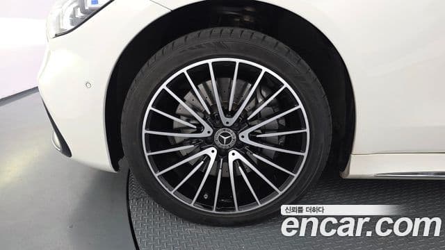 Mercedes-Benz S-Class 2022 — ფოტო 5/20