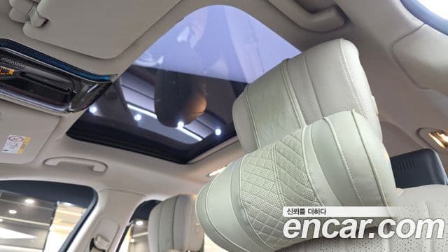 Mercedes-Benz S-Class 2022 — ფოტო 19/20