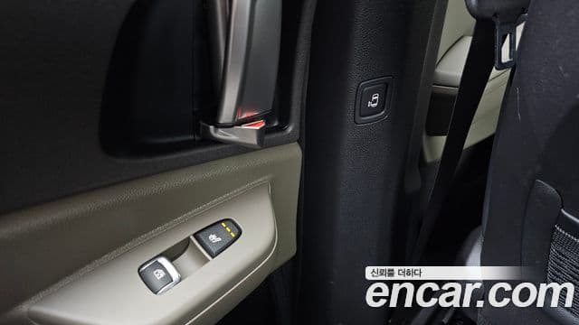 Kia Carnival 2025 — Şəkil 18/20
