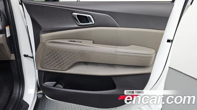 Kia Carnival 2025 — Photo 26/30
