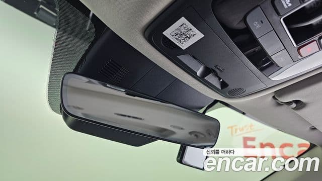 Kia Carnival 2025 — Photo 28/30