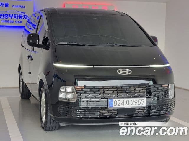 Hyundai Staria 2024 — ფოტო 1/20
