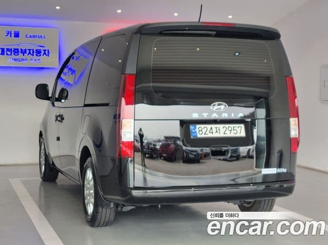 Hyundai Staria 2024 — ფოტო 4/20