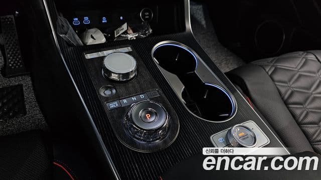 Genesis GV80 Coupe 2025 — ფოტო 18/31