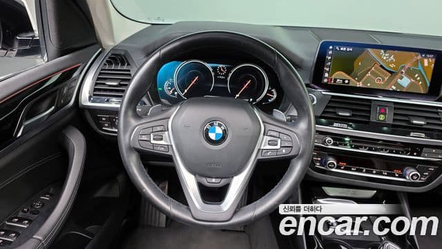 BMW X3 2019 — ფოტო 13/20