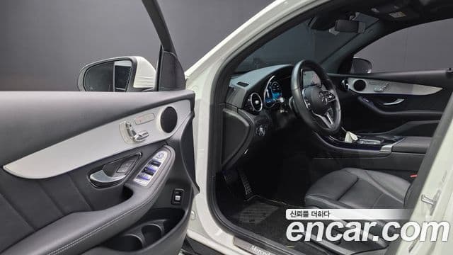 Mercedes-Benz GLC-Class 2021 — ფოტო 10/20