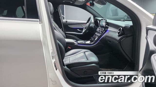 Mercedes-Benz GLC-Class 2021 — ფოტო 12/20