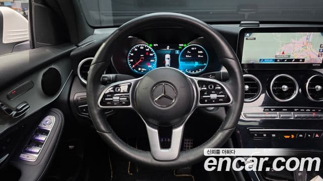 Mercedes-Benz GLC-Class 2021 — ფოტო 13/20