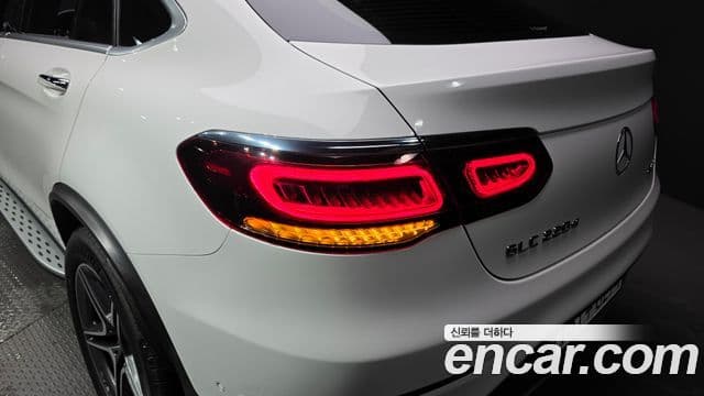 Mercedes-Benz GLC-Class 2021 — Photo 15/34