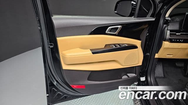 Kia Carnival 2020 — Şəkil 23/35