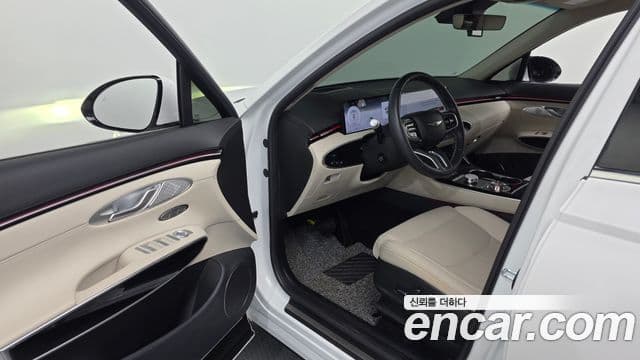 Genesis GV70 2024 — Photo 6/20