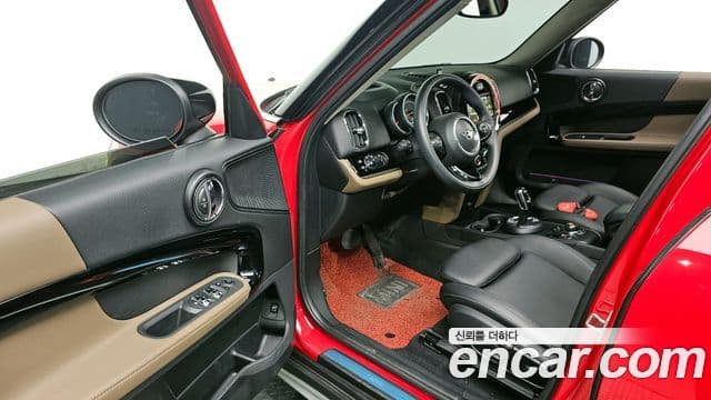 Mini Cooper Countryman 2020 — Фото 10/20