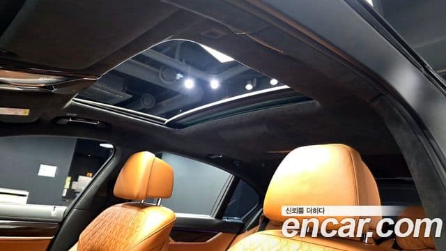 BMW 7 Series 2022 — Фото 16/20