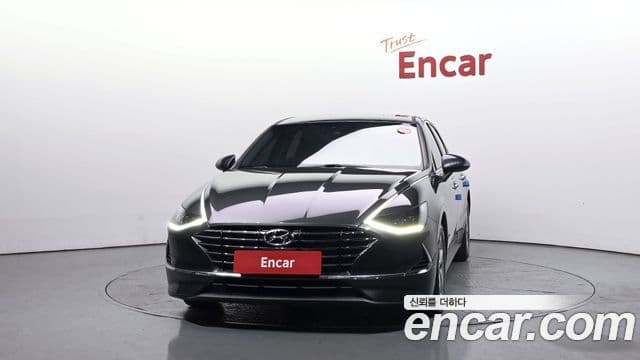 Hyundai Sonata Hybrid 2020 — Photo 13/20