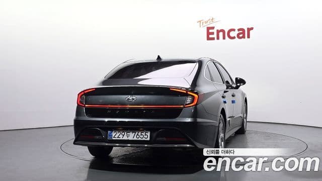 Hyundai Sonata Hybrid 2020 — Photo 20/20
