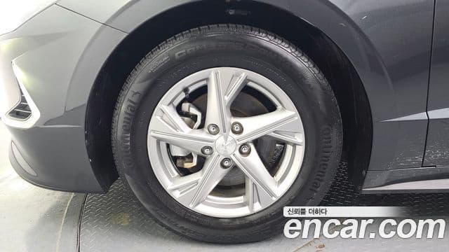 Hyundai Sonata Hybrid 2020 — Photo 5/20