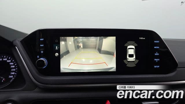 Hyundai Sonata Hybrid 2020 — Photo 18/20