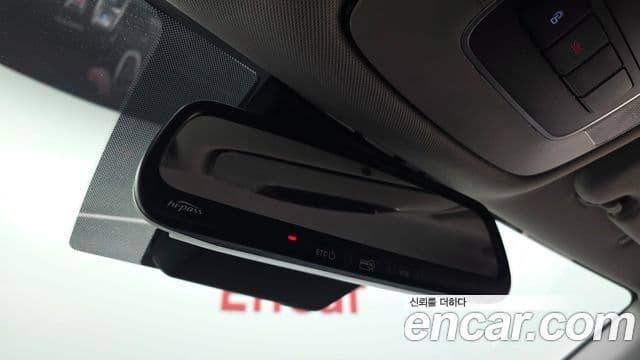 Hyundai Sonata Hybrid 2020 — Photo 11/20