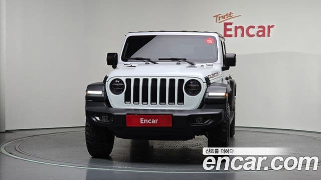 Jeep Wrangler 2021 — ფოტო 3/20