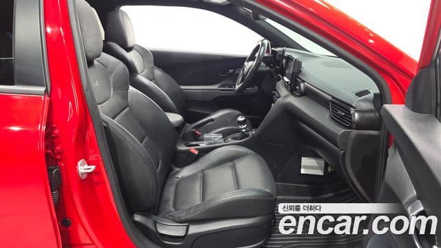 Hyundai Veloster 2020 — Фото 10/20